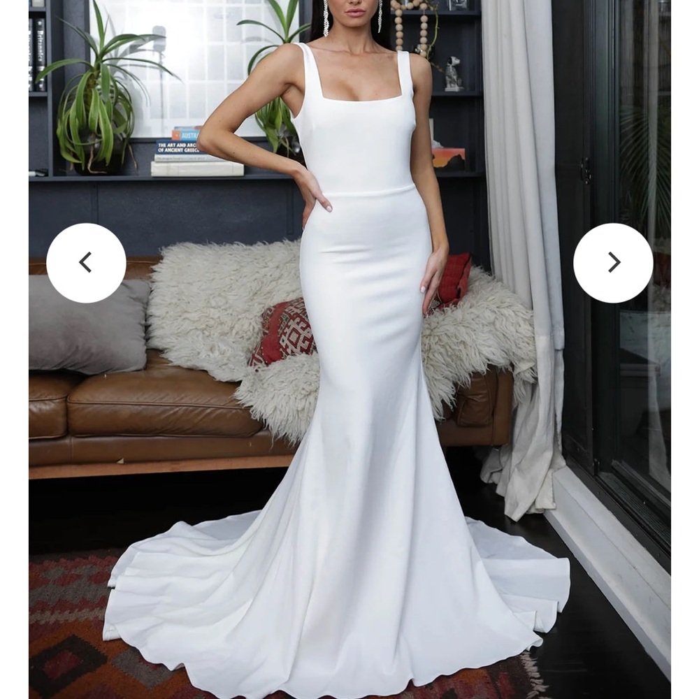 Elegant White Wedding Dress